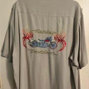 Tommy Bahama Gray Casual Button Down Shirt Silk